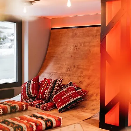 Alaia Hostal