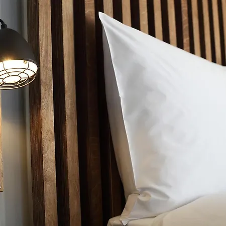 Hostel Alaia Κρανς Μοντάνα