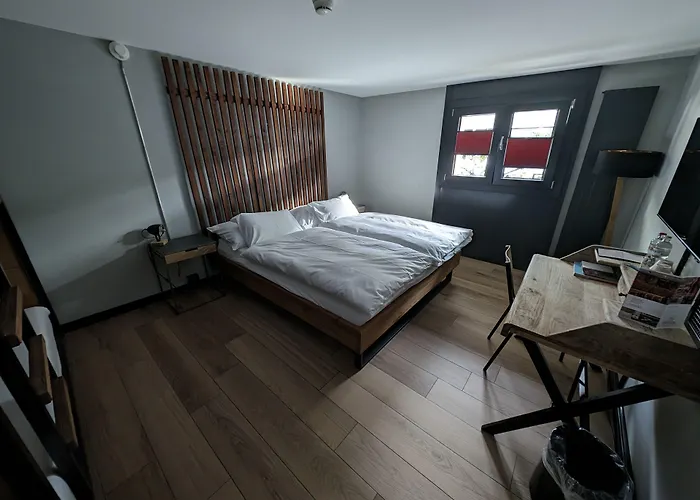 Auberge de jeunesse Alaia *