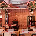 Hostal Alaia